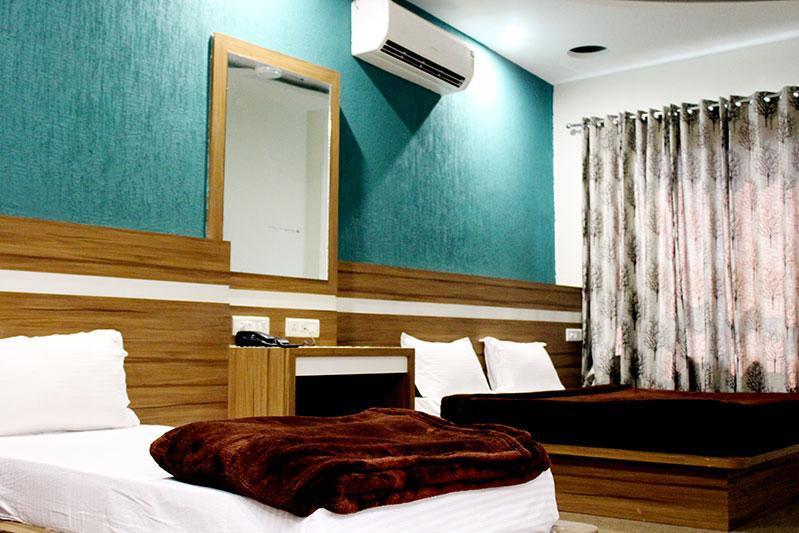 Grace Hotel Karnal Exterior photo